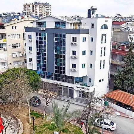 Terra Rossa 호텔 3*